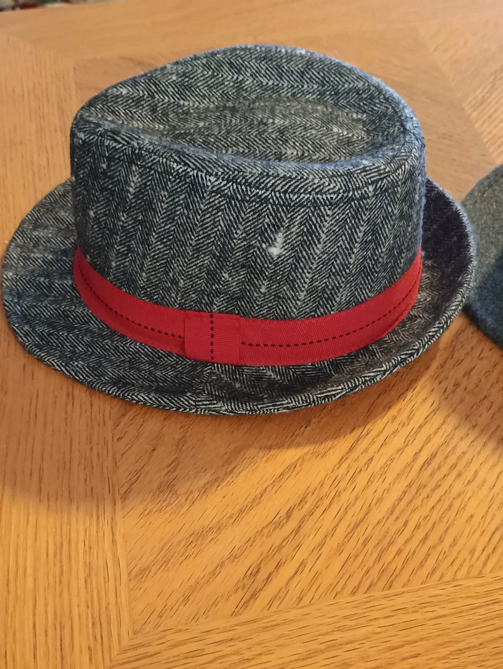 TWO INFANT SZ 12 / 24 MONTH FEDORA  (Gray/Black Tweed)